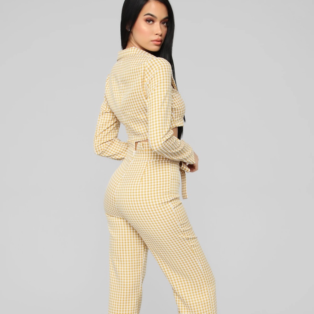 🥂Suit Yourself🥂 - Picture 2 of 3
